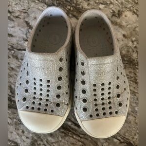 Native Shoes Silver Sparkle Toddler size 6